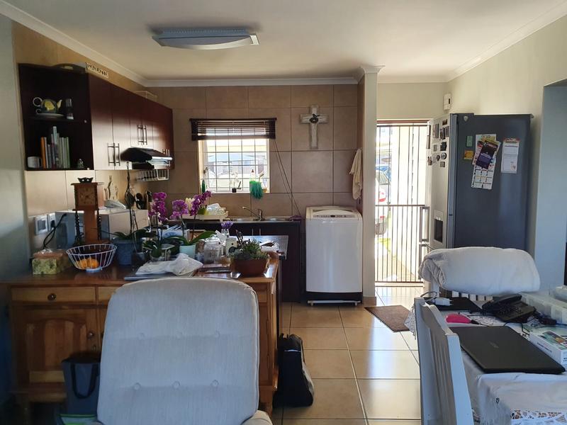 2 Bedroom Property for Sale in Burgundy Estate Western Cape